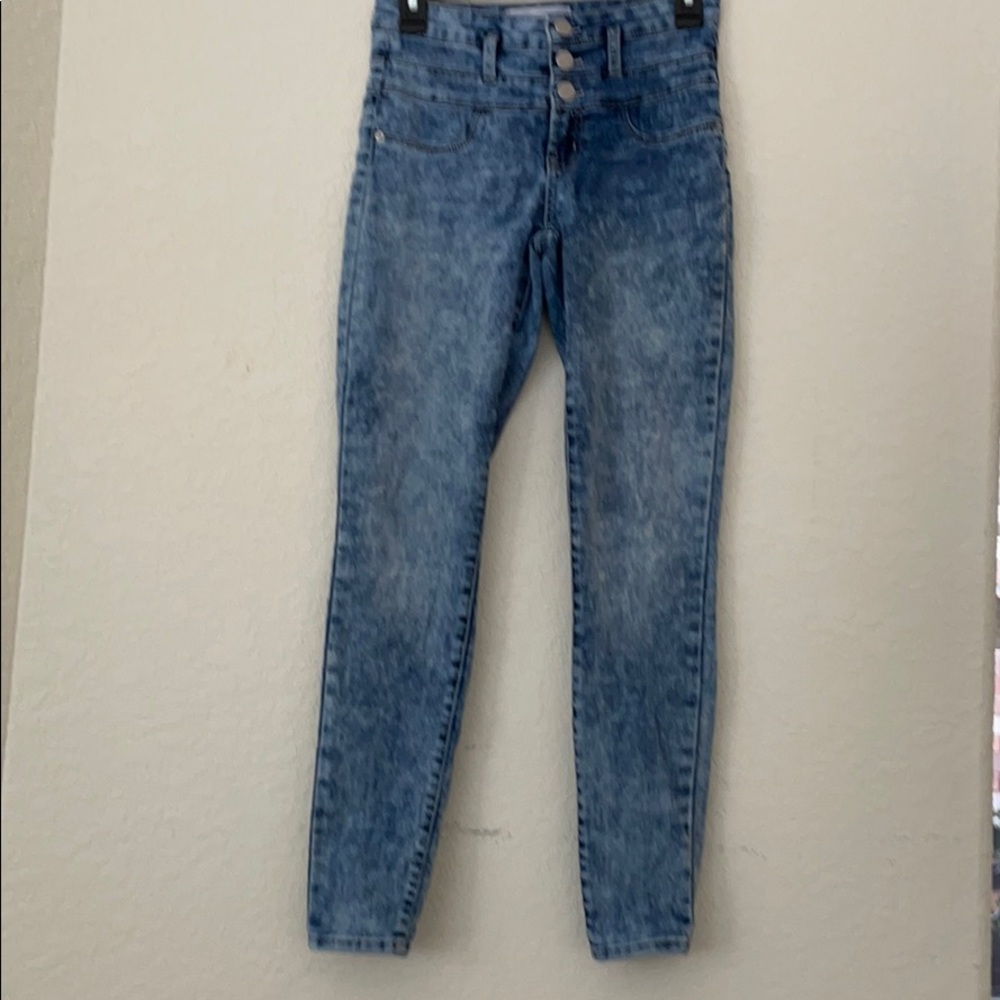 No Boundaries Jeans
